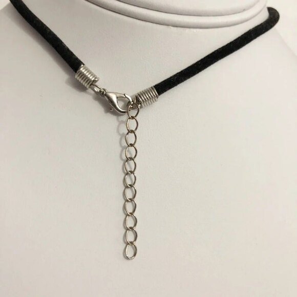 Diamond Glass Pendant Necklace Dark Blue - Picture 4 of 6